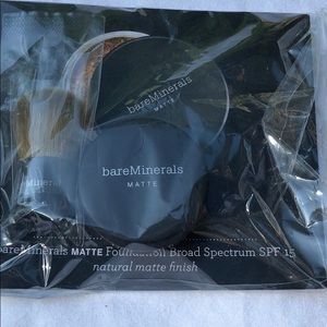 bareMinerals Makeup - Bare Minerals Mini Kabuki brush w/travel jar bareMinerals Makeup - Bare Minerals Mini Kabuki brush w/travel jar